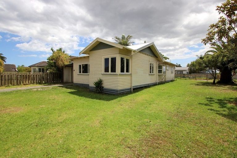 Photo of property in 1 Lake Road, Kaitaia, 0410