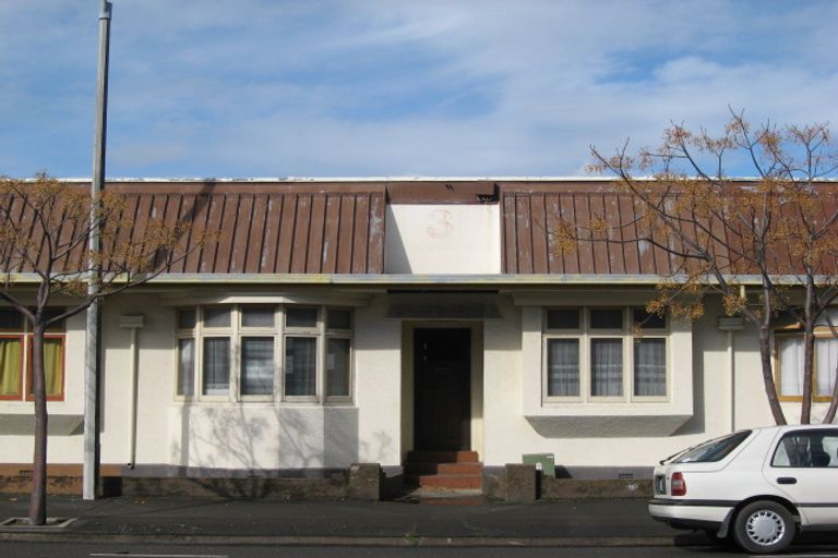 Photo of property in Kings Autos (ex Morgans Factory), 3/206 Hastings Street South, Hastings, 4122