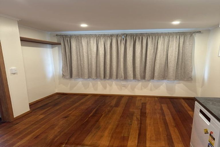 Photo of property in 9 Bird Grove, Stokes Valley, Lower Hutt, 5019