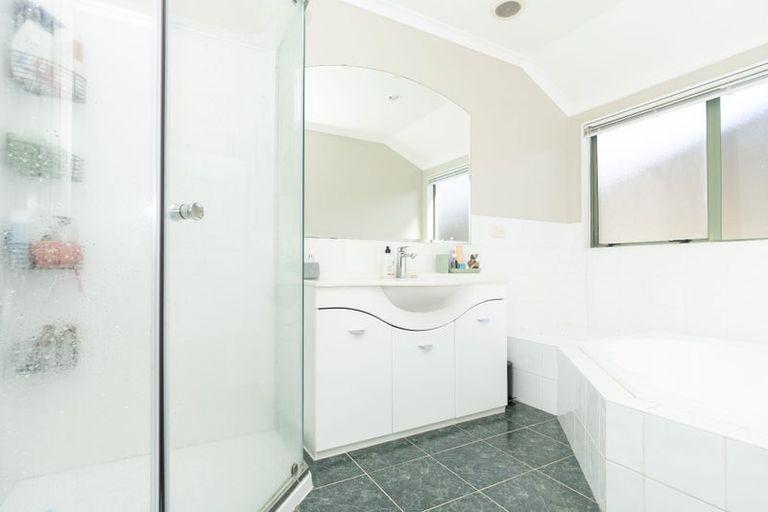 Photo of property in 49 Cairns Crescent, Rototuna, Hamilton, 3210