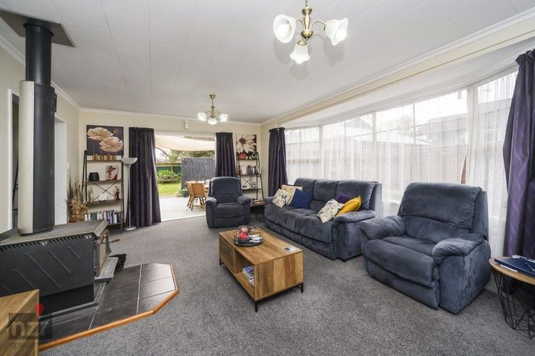 Photo of property in 54 John F Kennedy Drive, Milson, Palmerston North, 4414
