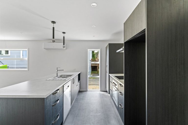 Photo of property in 394 Kaikorai Valley Road, Bradford, Dunedin, 9011