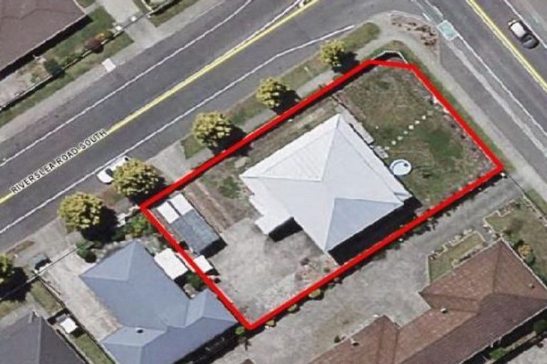 Photo of property in 801 Heretaunga Street East, Akina, Hastings, 4122