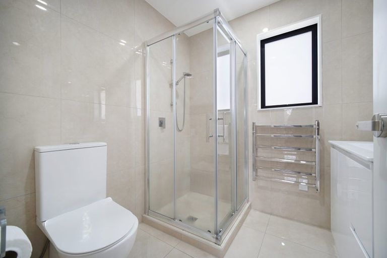 Photo of property in 18c Jupiter Street, Rosehill, Papakura, 2113