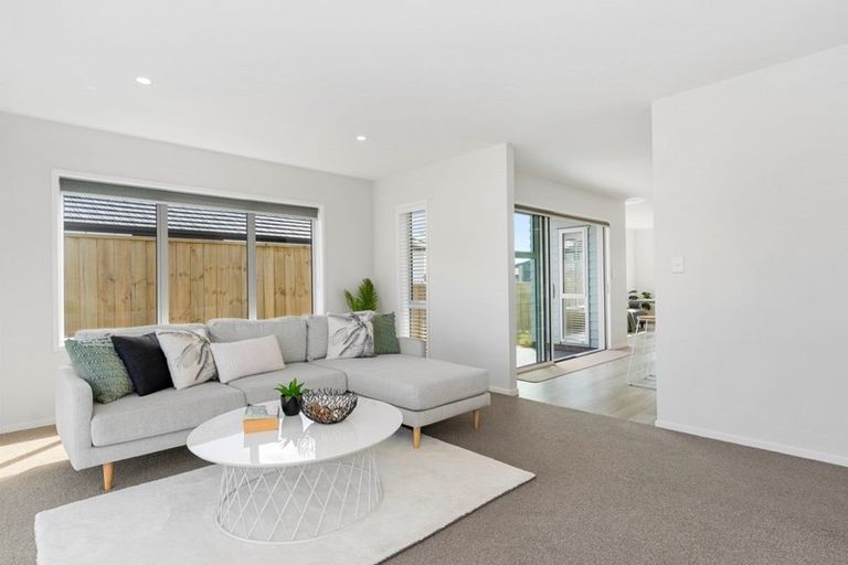 Photo of property in 90 Dunkeld Drive, Papamoa, 3118