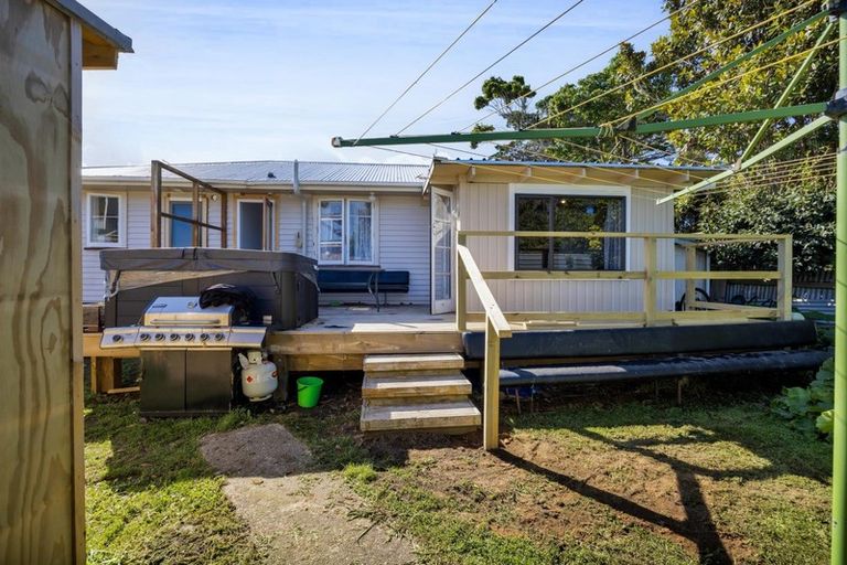 Photo of property in 2 Denby Road, Hawera, 4610