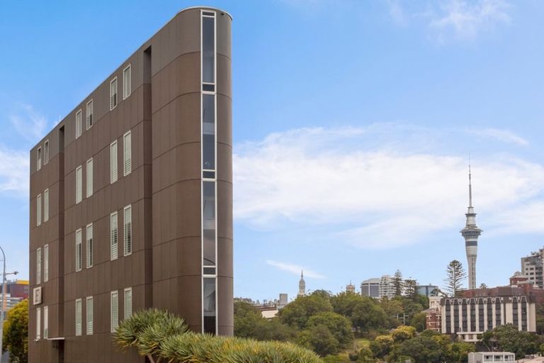 Photo of property in 4 Augustus Terrace, Parnell, Auckland, 1052