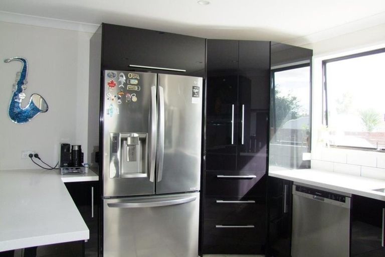 Photo of property in 30 Burns Street, Milton, 9220