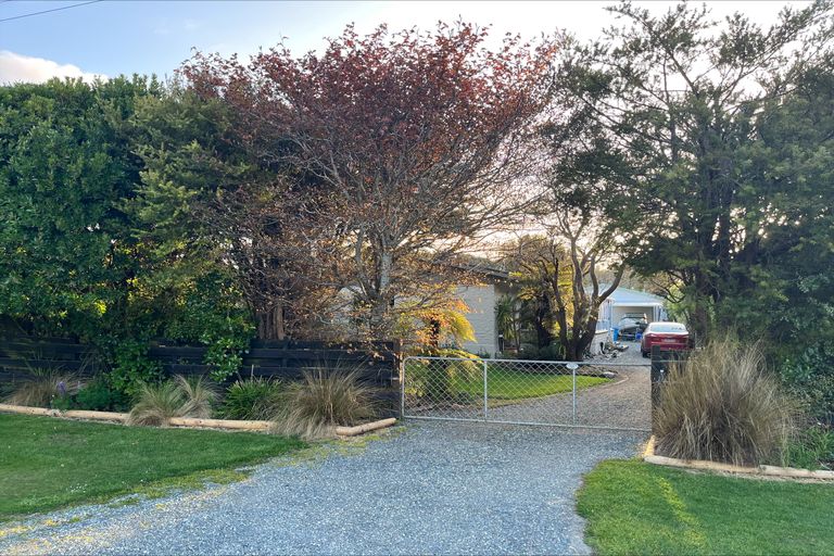Photo of property in 44 Grant Road, Otatara, Invercargill, 9879