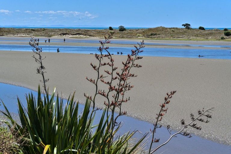 Photo of property in 7 Oraka Road, Mahia, Nuhaka, 4198