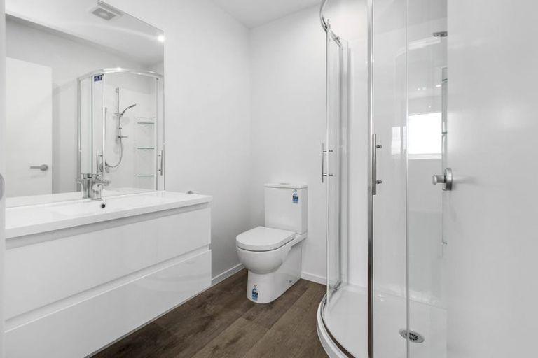 Photo of property in 4 Selkirk Lane, Hamilton Lake, Hamilton, 3204