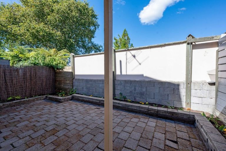 Photo of property in 5/66 Robinson Avenue, Holdens Bay, Rotorua, 3010