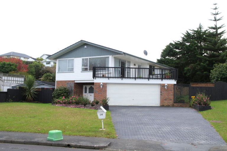 Photo of property in 14 Judkins Crescent, Cockle Bay, Auckland, 2014