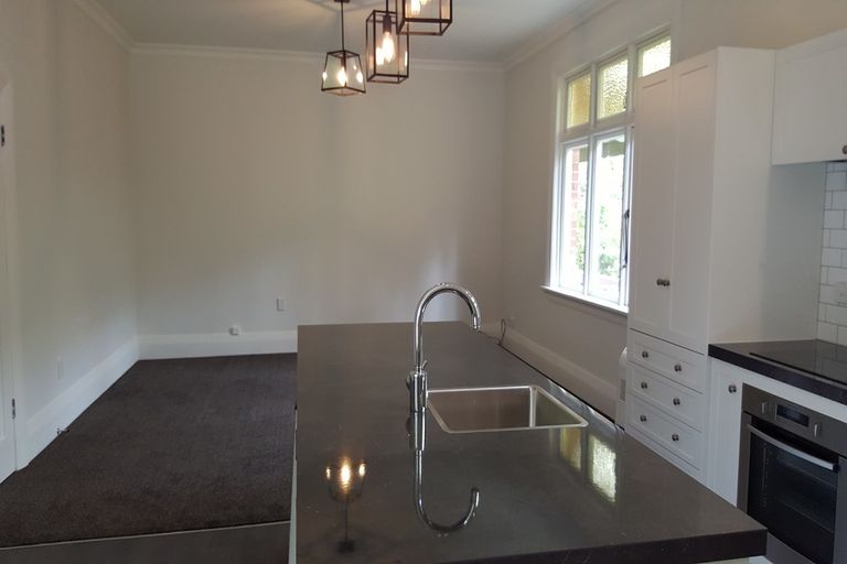 Photo of property in 27 Scarba Street, Roslyn, Dunedin, 9010