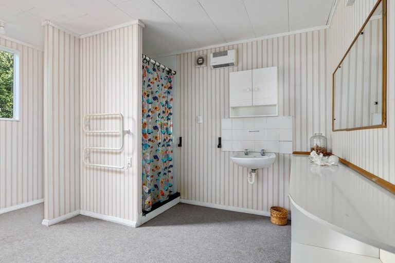 Photo of property in 15 Blue Pacific Parade, Riversdale Beach, Masterton, 5872