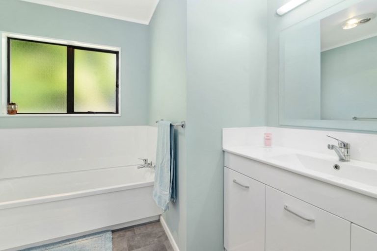 Photo of property in 20 Westminster Drive, Owhata, Rotorua, 3010