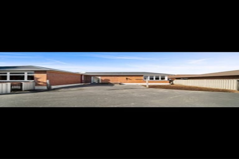 Photo of property in 56 Gordon Road, Mosgiel, 9024