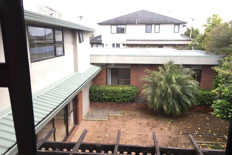 Photo of property in 2b Braemar Road, Castor Bay, Auckland, 0620