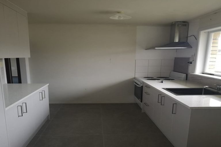 Photo of property in 2/7 Laburnum Road, New Windsor, Auckland, 0600