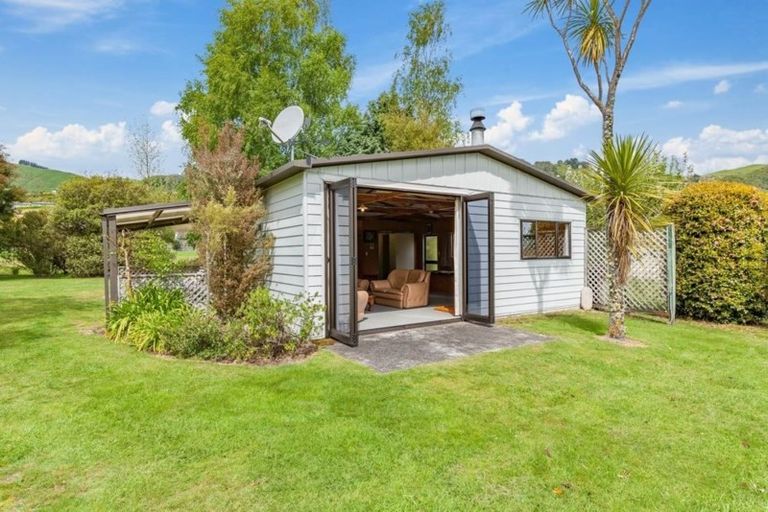 Photo of property in 19 Angela Place, Kinloch, Taupo, 3377