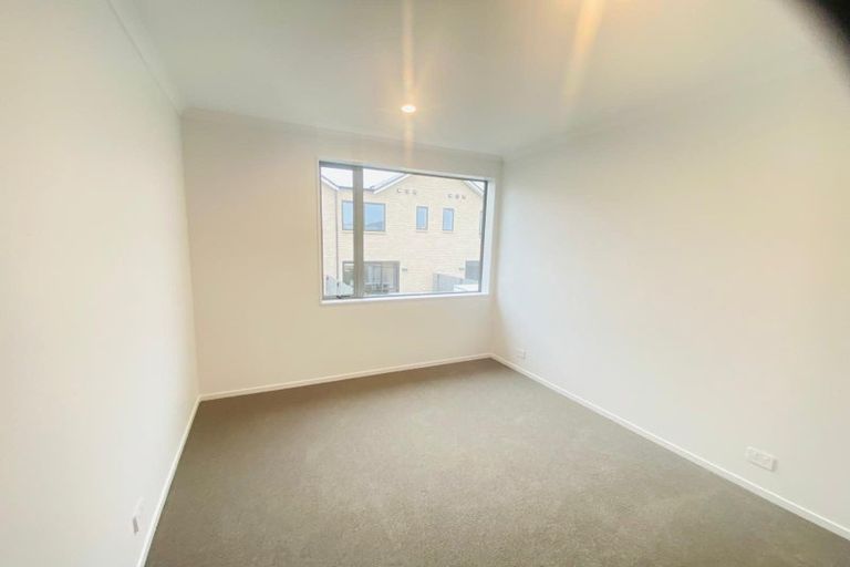 Photo of property in 41 Oyster Drive, Whenuapai, Auckland, 0618