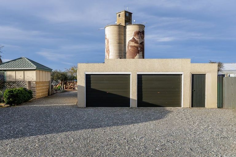 Photo of property in 2 Mill Road, Waimate, 7924