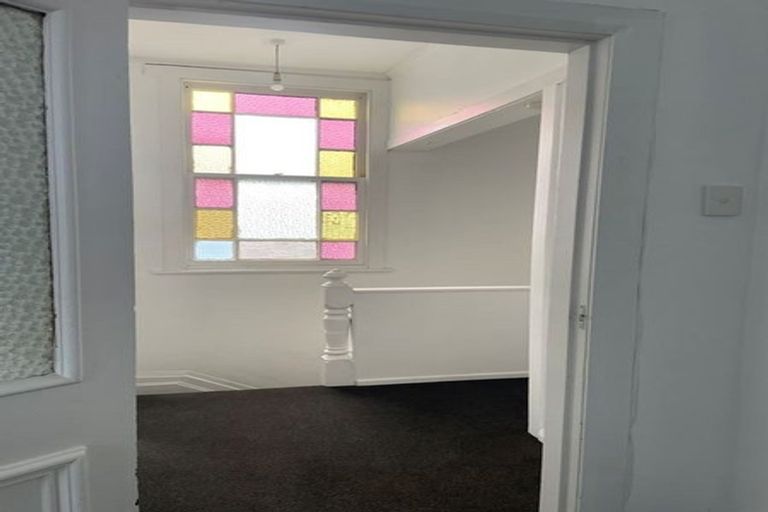 Photo of property in 1/50 Clyde Street, Island Bay, Wellington, 6023