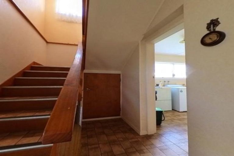 Photo of property in 21 Cameron Street, Papakura, 2110