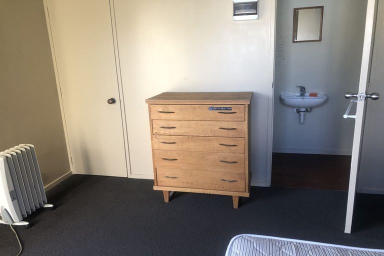 Photo of property in 463 Hereford Street, Linwood, Christchurch, 8011