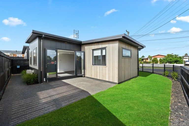 Photo of property in 2/5 Mears Road, Saint Andrews, Hamilton, 3200