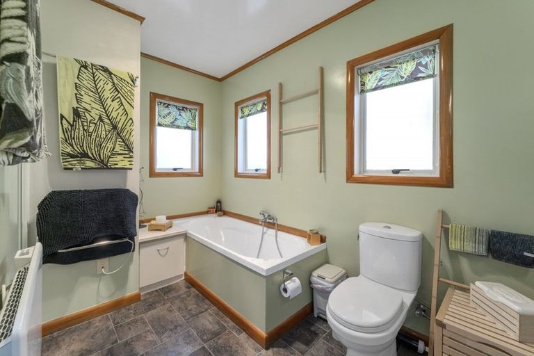 Photo of property in 11 Tomin Road, Glenview, Hamilton, 3206