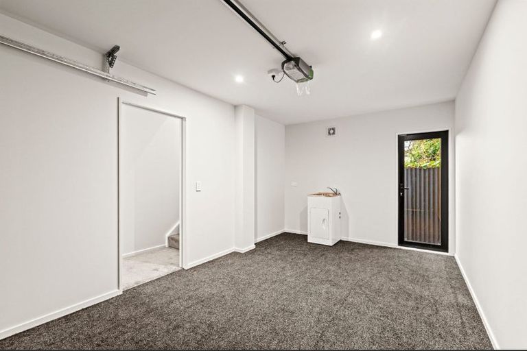 Photo of property in 35b Wrights Road, Addington, Christchurch, 8024