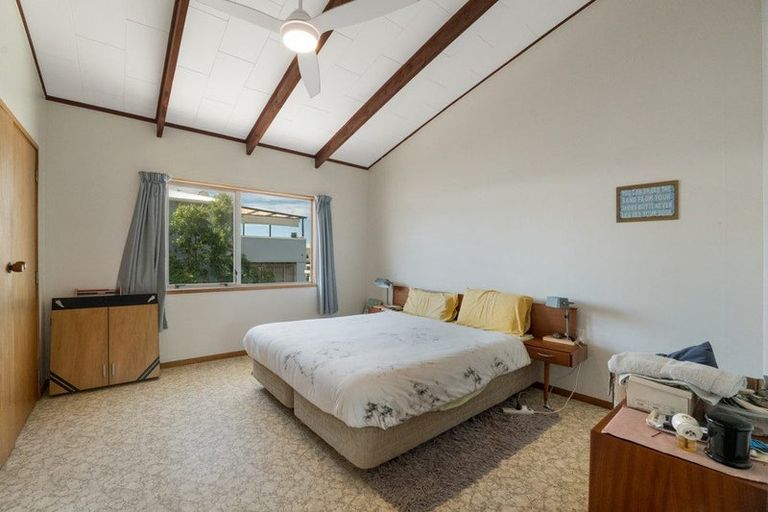 Photo of property in 207 Seaforth Road, Waihi Beach, 3611