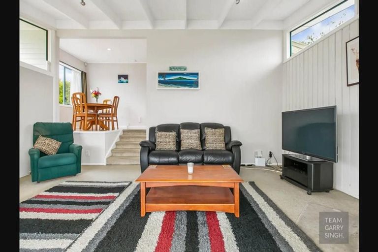 Photo of property in 33 Roseanne Road, Manurewa, Auckland, 2102