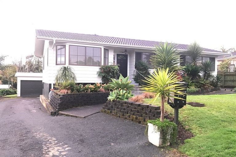 Photo of property in 48 Jandell Crescent, Bucklands Beach, Auckland, 2014