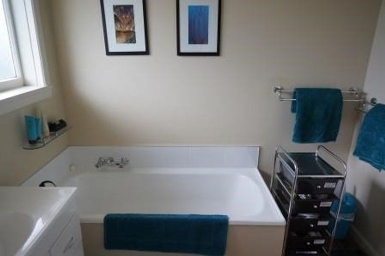 Photo of property in 14 Fraser Place, Rangiora, 7400