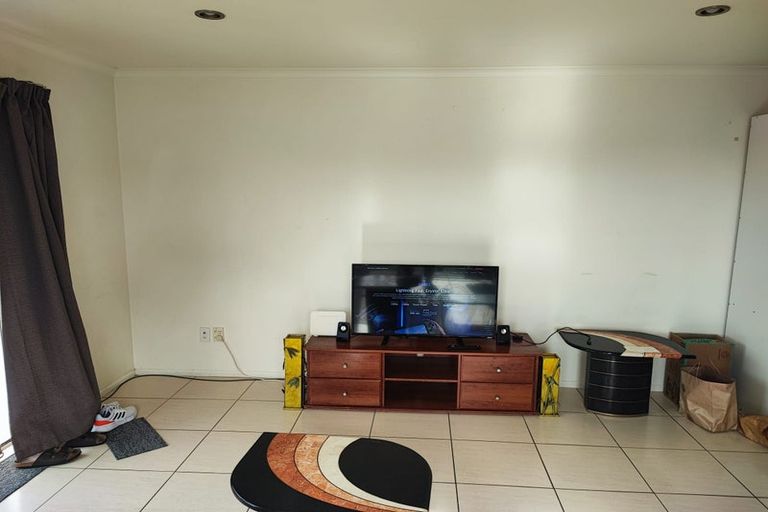 Photo of property in 48 Monte Cassino Place, Birkdale, Auckland, 0626