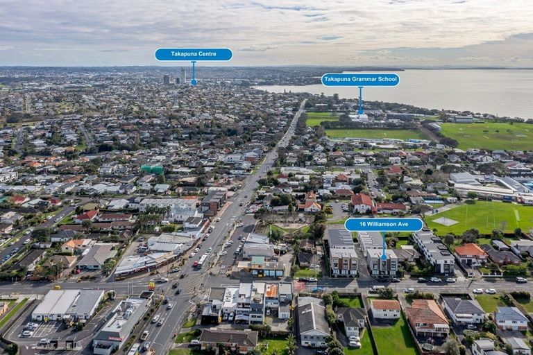 Photo of property in 3/16 Williamson Avenue, Belmont, Auckland, 0622