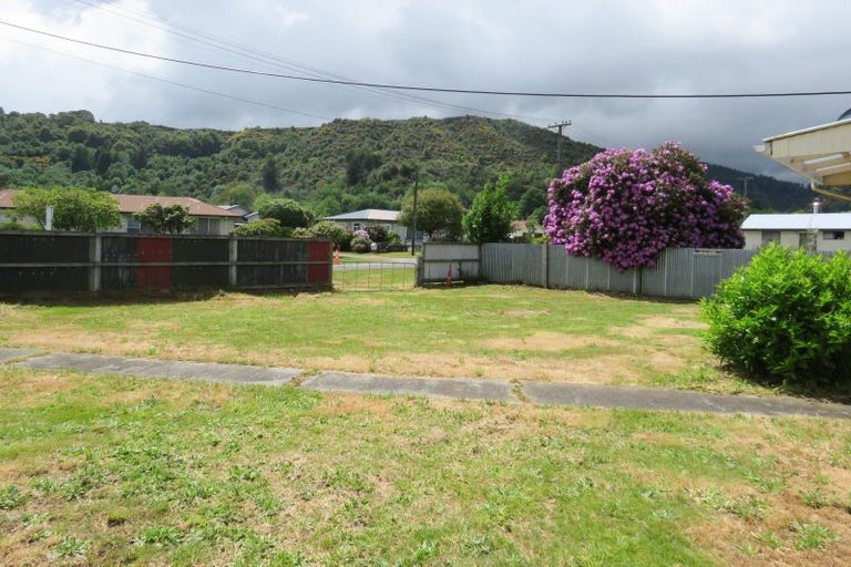 Photo of property in 72 Main Street, Reefton, 7830