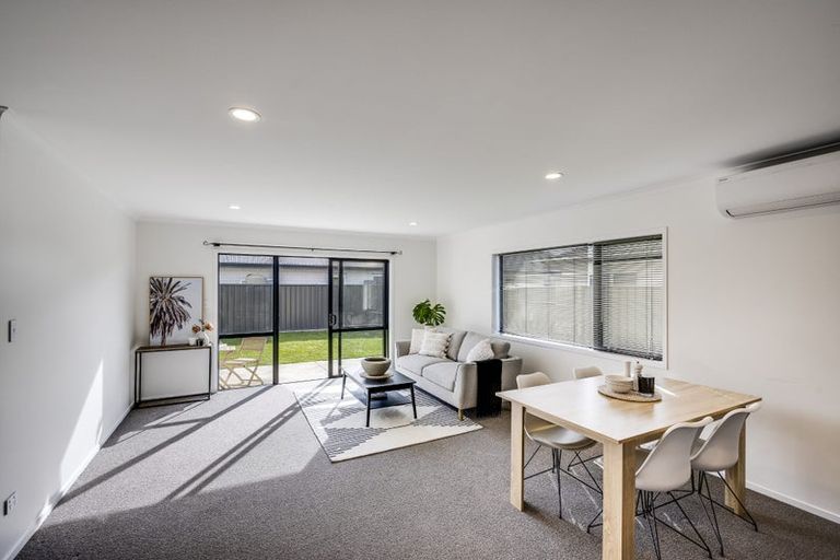 Photo of property in 16 Hikawera Drive, Frimley, Hastings, 4120