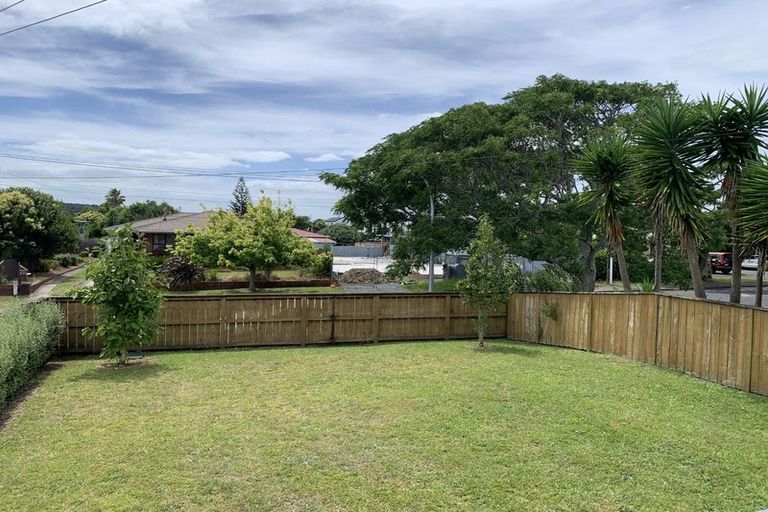 Photo of property in 18 Mckean Avenue, Manurewa, Auckland, 2102