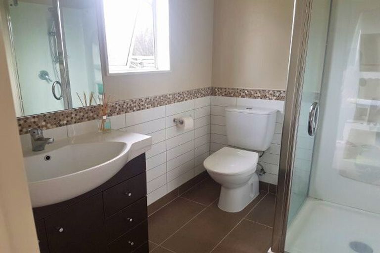 Photo of property in 13 Te Puia Drive, Aotea, Porirua, 5024