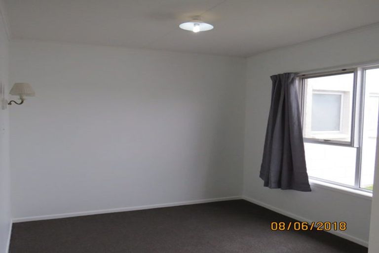 Photo of property in 5 Wells Place, Tamatea, Napier, 4112