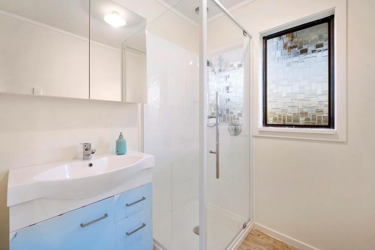 Photo of property in 105 Rangatira Drive, Mangakino, 3421