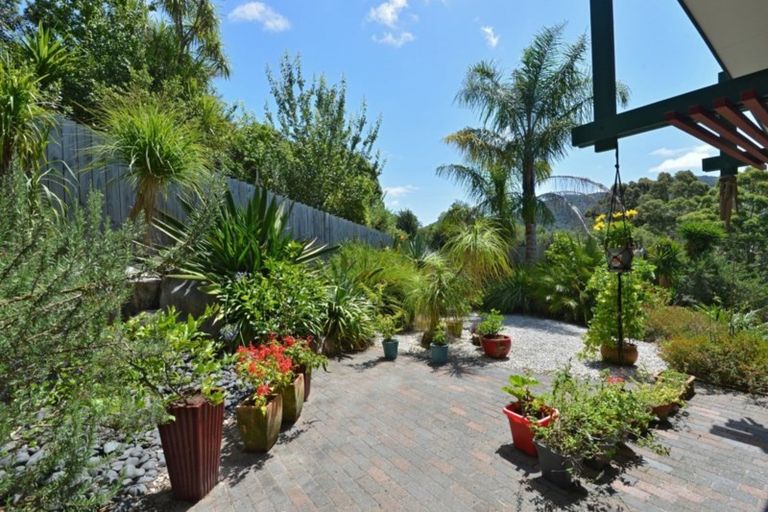 Photo of property in 90 Ngahere Drive, Horahora, Whangarei, 0110