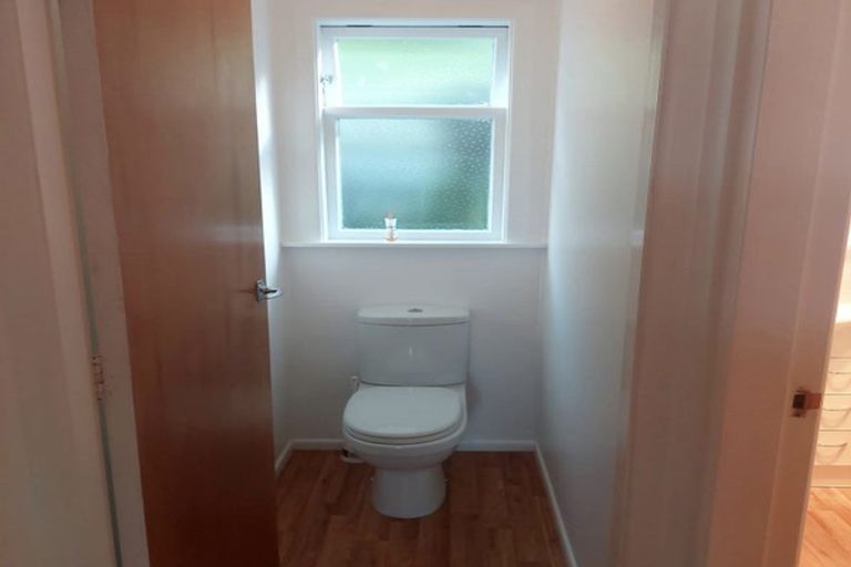 Photo of property in 32 Arapiko Street, Johnsonville, Wellington, 6037