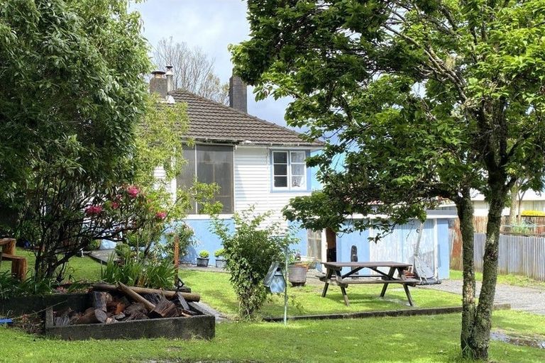 Photo of property in 12 Herald Street, Dobson, Greymouth, 7805