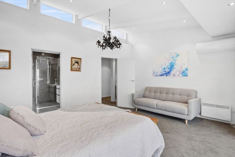 Photo of property in 10 Garfield Avenue, Roslyn, Dunedin, 9010