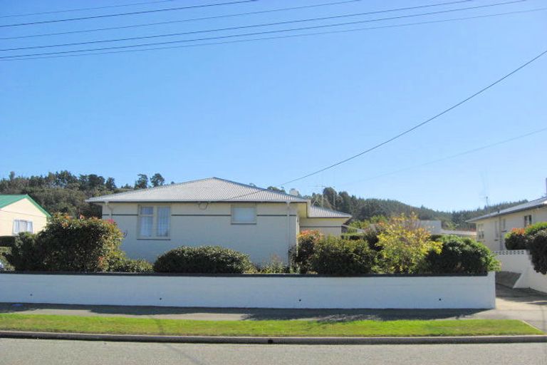 Photo of property in 12 Dacre Street, Oamaru North, Oamaru, 9400