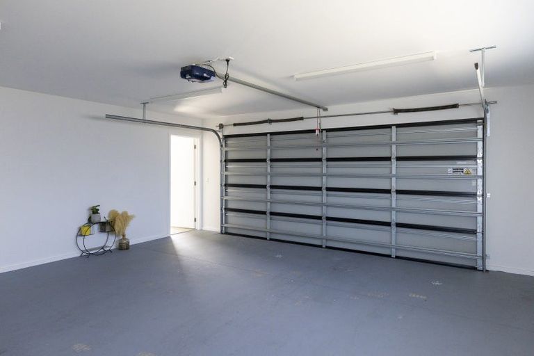 Photo of property in 72 Harakeke Drive, Wharewaka, Taupo, 3330